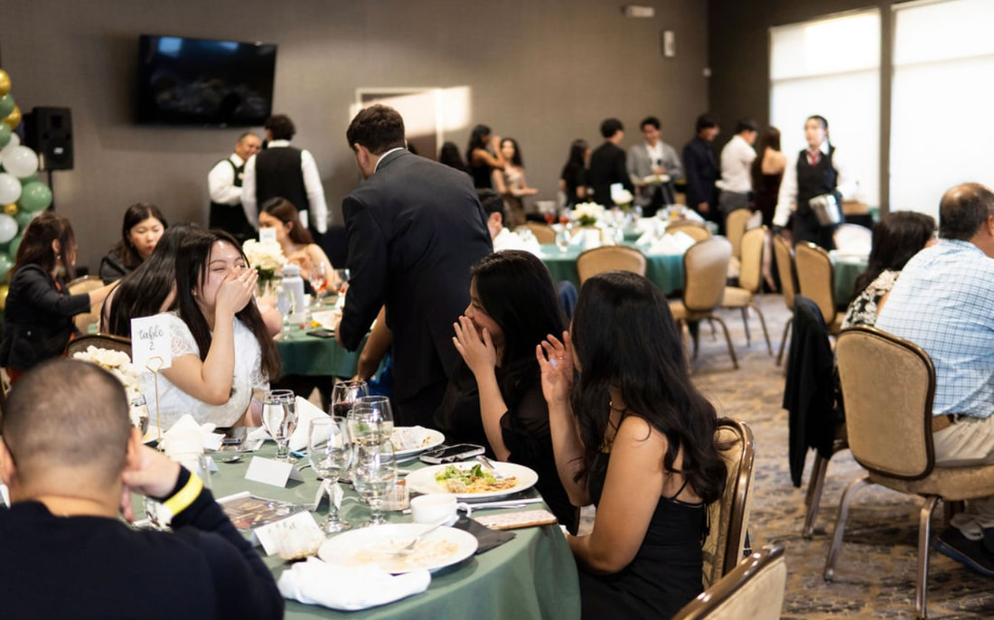 Delta Delta Sigma gala attendees
